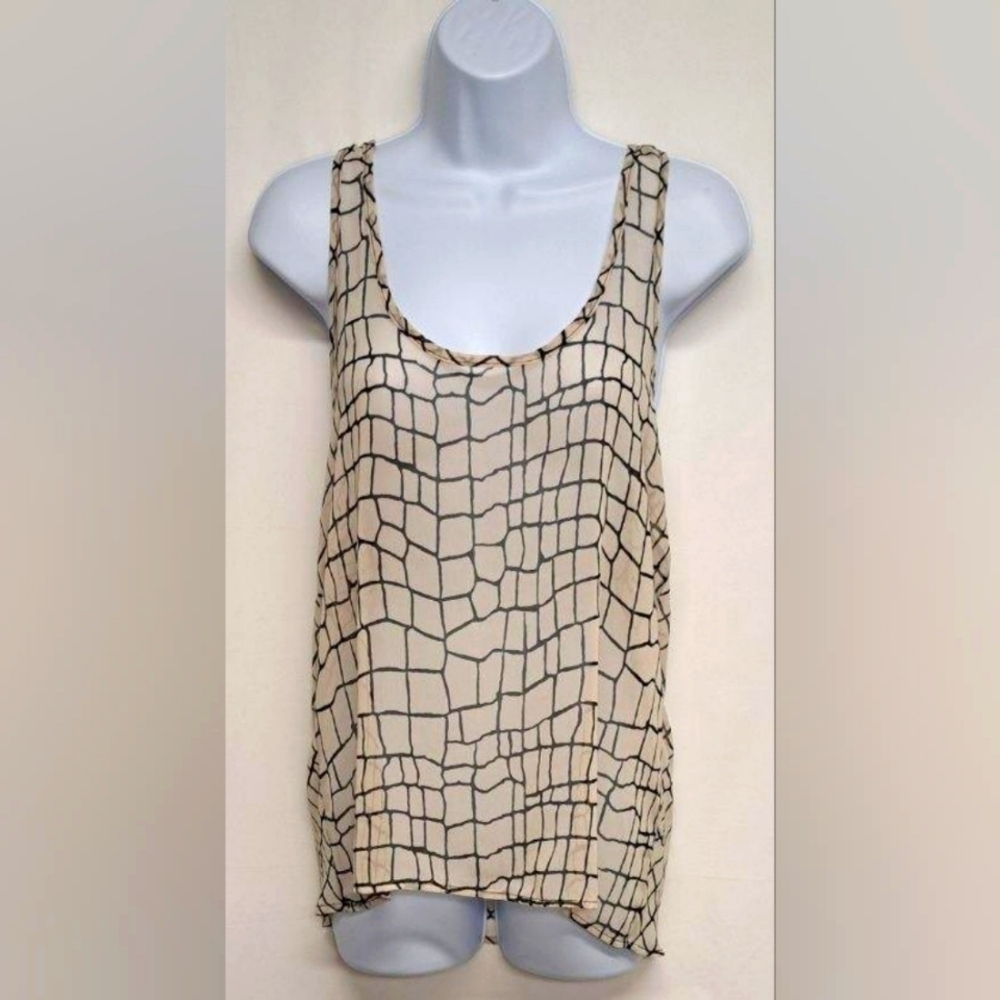 Love Culture Sheer Lightweight Top Racerback Droop Cut Out Back S EUC